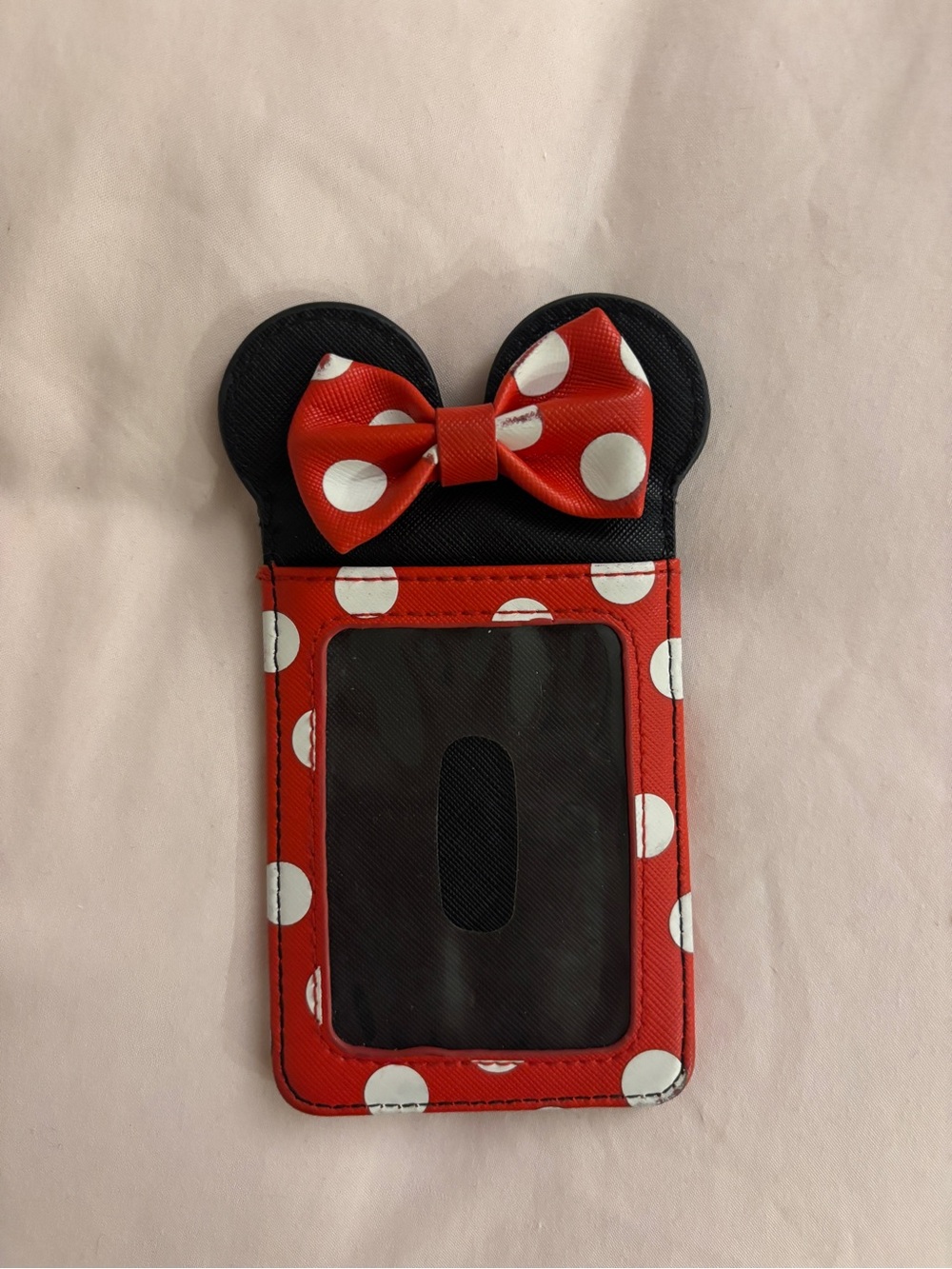 Minnie Mouse Loungefly card holder